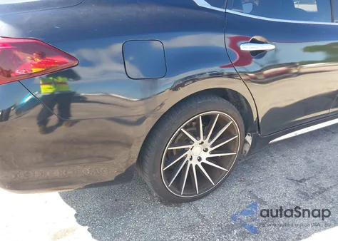 2015 Infiniti Q70L 3.7 из США, поврежденный, VIN JN1BY1PP5FM601161